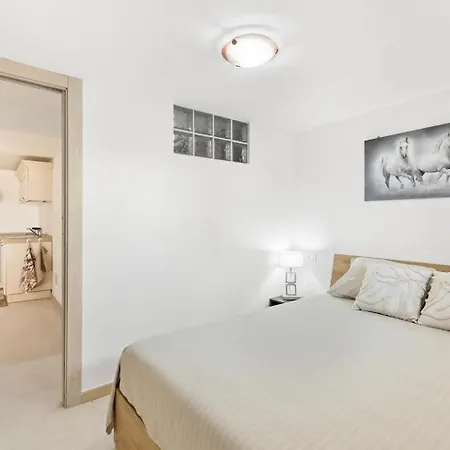 Apartman Giagiumar *