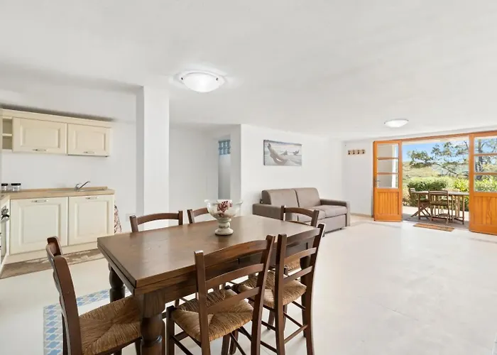 Giagiumar * Torre dei Corsari